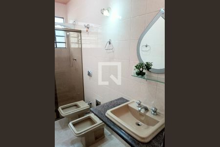 Casa à venda com 236m², 4 quartos e 3 vagas