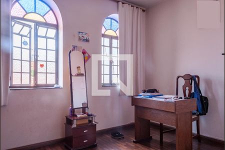 Casa à venda com 3 quartos, 209m² em Renascença, Belo Horizonte