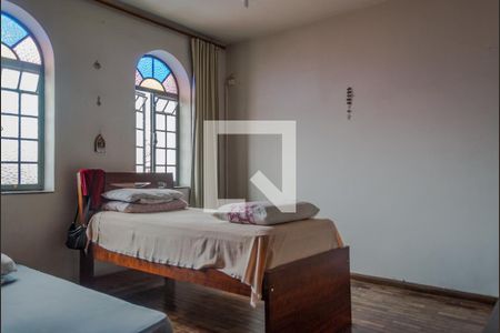 Casa à venda com 3 quartos, 209m² em Renascença, Belo Horizonte