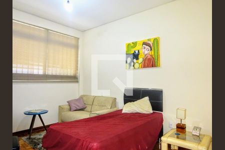 Casa à venda com 326m², 4 quartos e 3 vagas