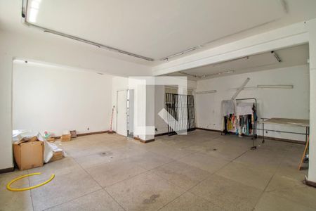 Casa à venda com 7 quartos, 559m² em Prado, Belo Horizonte