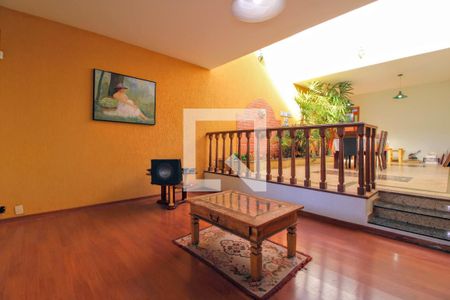 Casa à venda com 470m², 4 quartos e 5 vagas