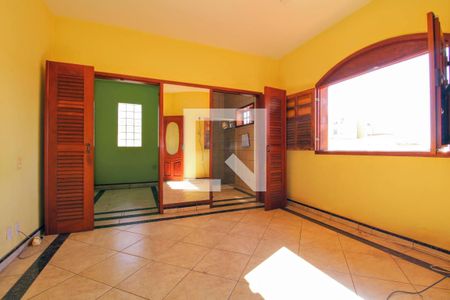 Casa à venda com 470m², 4 quartos e 5 vagas