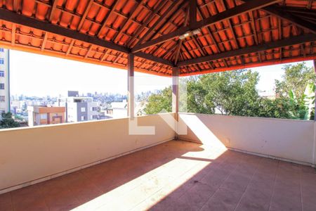 Casa à venda com 470m², 4 quartos e 5 vagas