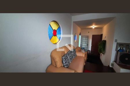 Casa à venda com 180m², 2 quartos e 1 vaga