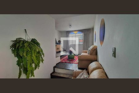 Casa à venda com 180m², 2 quartos e 1 vaga