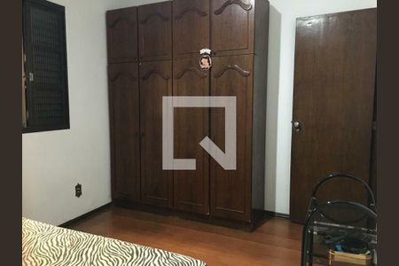 Casa à venda com 4 quartos, 390m² em Floresta, Belo Horizonte