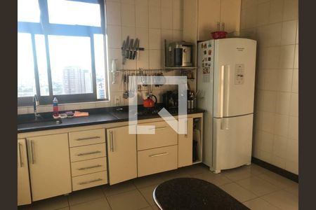 Apartamento para alugar com 4 quartos, 160m² em Barro Preto, Belo Horizonte
