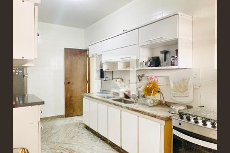 Apartamento à venda com 4 quartos, 157m² em Boa Viagem, Belo Horizonte