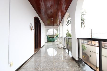 Casa à venda com 520m², 5 quartos e 6 vagas