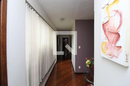 Casa à venda com 520m², 5 quartos e 6 vagas