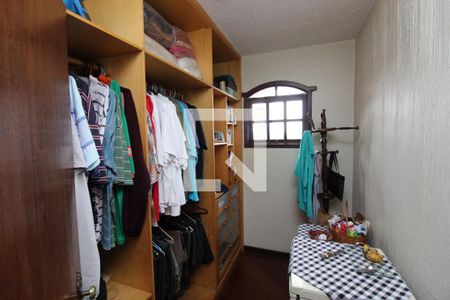 Casa à venda com 520m², 5 quartos e 6 vagas