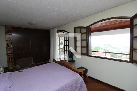 Casa à venda com 520m², 5 quartos e 6 vagas