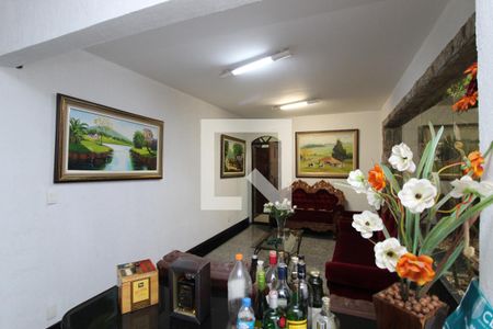 Casa à venda com 520m², 5 quartos e 6 vagas