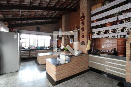 Casa à venda com 520m², 5 quartos e 6 vagas