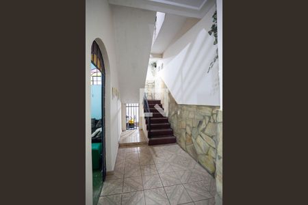 Corredor de casa à venda com 5 quartos, 326m² em Planalto, Belo Horizonte