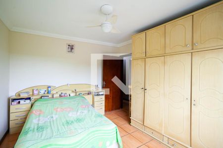 Casa à venda com 326m², 5 quartos e 3 vagasSuíte 