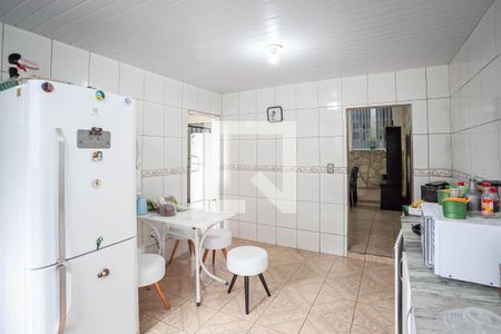 Casa à venda com 326m², 5 quartos e 3 vagasCozinha