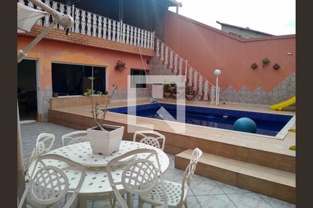 Casa à venda com 5 quartos, 340m² em Planalto, Belo Horizonte