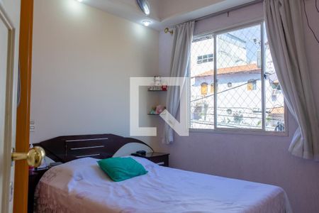 Apartamento à venda com 2 quartos, 55m² em Heliópolis, Belo Horizonte