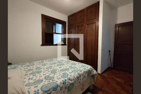 Casa à venda com 320m², 3 quartos e 2 vagas