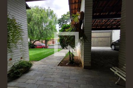 Casa à venda com 320m², 3 quartos e 2 vagas