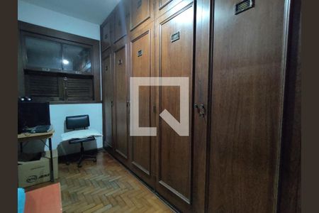 Casa à venda com 320m², 3 quartos e 2 vagas