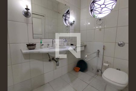 Casa à venda com 320m², 3 quartos e 2 vagas