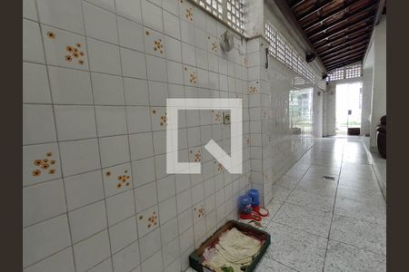 Casa à venda com 320m², 3 quartos e 2 vagas