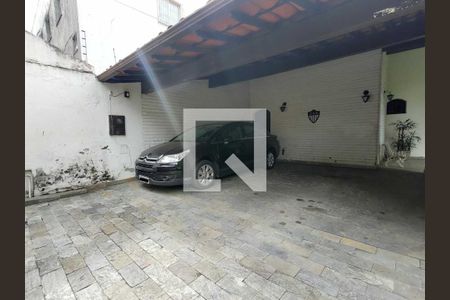 Casa à venda com 320m², 3 quartos e 2 vagas