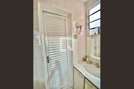 Casa à venda com 4 quartos, 204m² em Santa Efigênia, Belo Horizonte