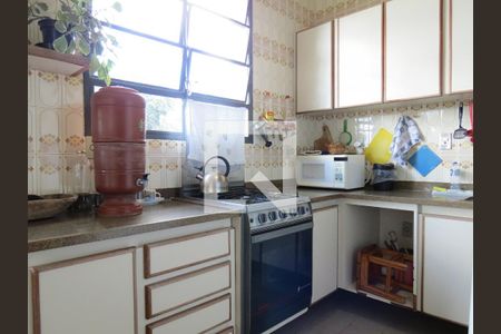 Apartamento à venda com 3 quartos, 110m² em Santa Efigênia, Belo Horizonte