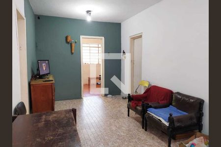 Casa à venda com 5 quartos, 240m² em Santa Cruz, Belo Horizonte
