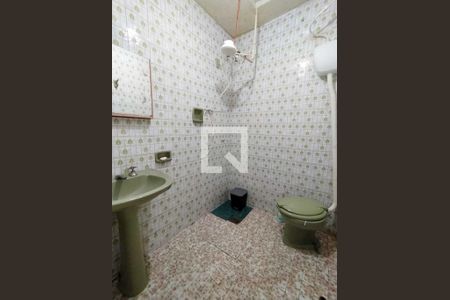 Casa à venda com 5 quartos, 240m² em Santa Cruz, Belo Horizonte