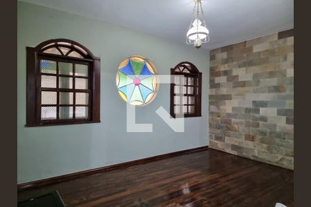 Casa à venda com 3 quartos, 181m² em Planalto, Belo Horizonte