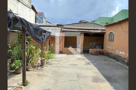 Casa à venda com 3 quartos, 331m² em Padre Eustáquio, Belo Horizonte