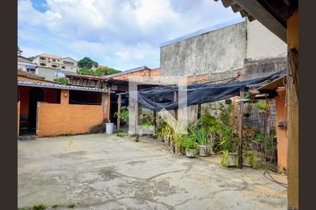 Casa à venda com 331m², 3 quartos e sem vaga