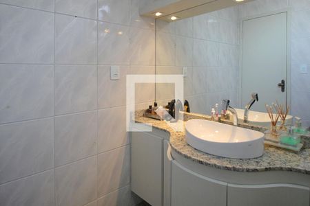 Apartamento à venda com 87m², 3 quartos e 2 vagasBanheiro