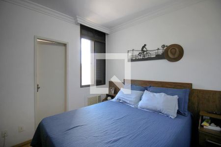 Suite de apartamento à venda com 3 quartos, 87m² em Colégio Batista, Belo Horizonte