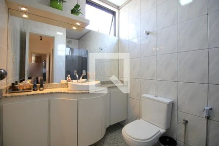 Apartamento à venda com 87m², 3 quartos e 2 vagasBanheiro