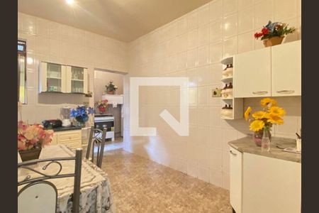 Casa à venda com 6 quartos, 340m² em Paquetá, Belo Horizonte