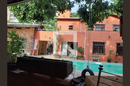 Casa à venda com 5 quartos, 436m² em Santa Amélia, Belo Horizonte