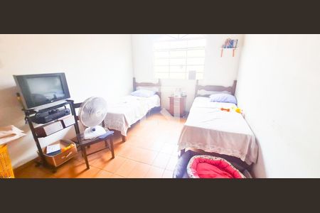 Casa à venda com 7 quartos, 268m² em Santa Terezinha, Belo Horizonte