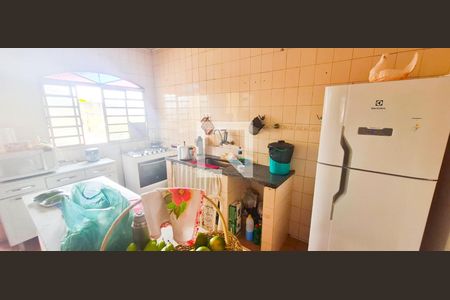 Casa à venda com 7 quartos, 268m² em Santa Terezinha, Belo Horizonte