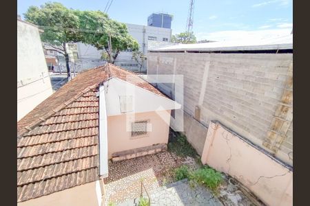 Casa à venda com 3 quartos, 370m² em Carlos Prates, Belo Horizonte