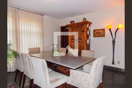 Apartamento à venda com 4 quartos, 203m² em Cruzeiro, Belo Horizonte