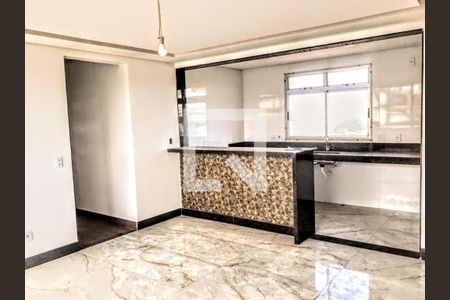 Apartamento à venda com 4 quartos, 126m² em Santa Efigênia, Belo Horizonte