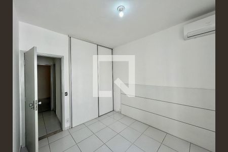 suite de apartamento à venda com 3 quartos, 95m² em Santo Antônio, Belo Horizonte