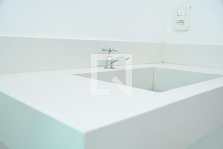 Apartamento para alugar com 60m², 2 quartos e 2 vagas Apartamento para alugar com 60m², 2 quartos e 2 vagasBanheiro