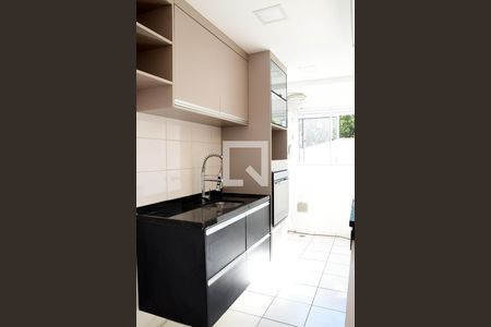 Apartamento para alugar com 60m², 2 quartos e 2 vagas Apartamento para alugar com 60m², 2 quartos e 2 vagasCozinha